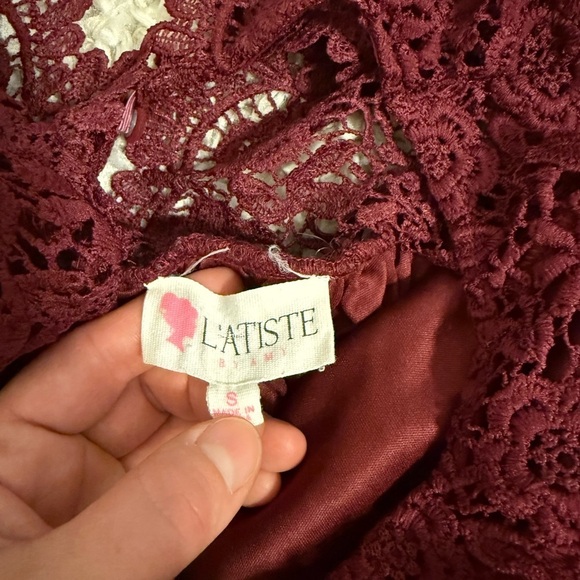 2/$30 L'ATISTE - Burgundy Lace Mini Dress 3/4 Sleeve Fit & Flare Size S - Picture 8 of 9